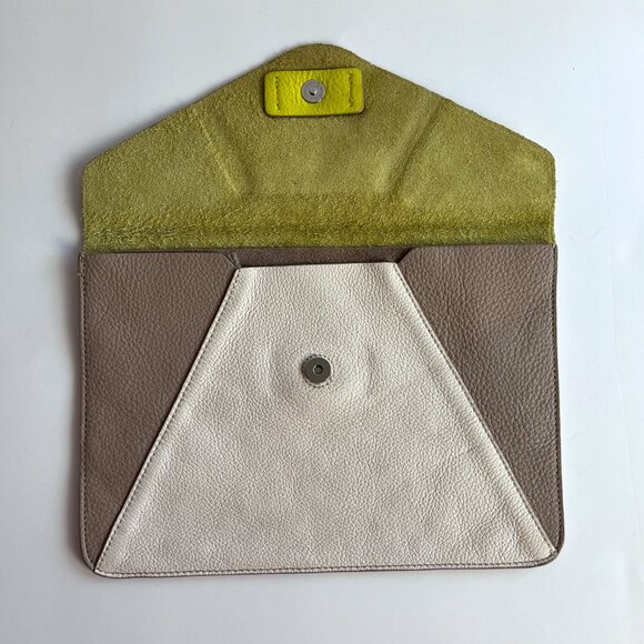 Gap Genuine Leather Envelope Style Color Block Clutch Magnetic Snap 7.5" x 10.5" - Picture 3 of 11